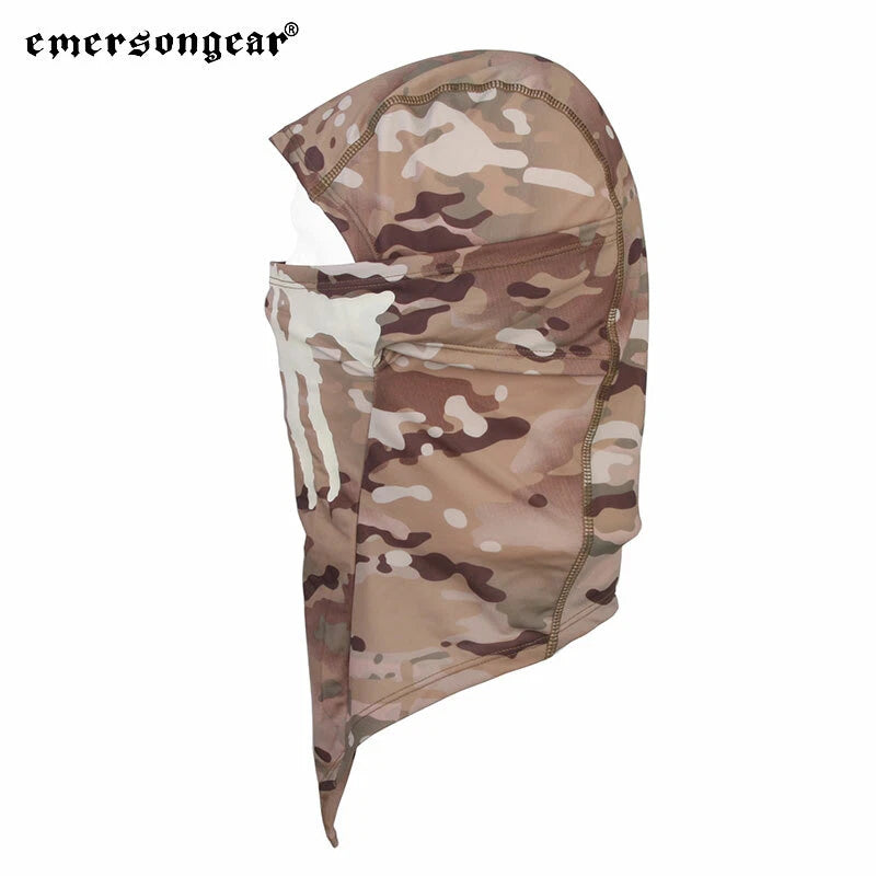 MÁSCARA CON DISEÑO NEGRA