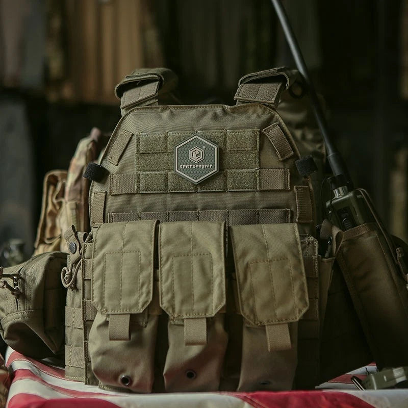 CHALECO TACTICO EMERSONGEAR LBT6094A COYOTE