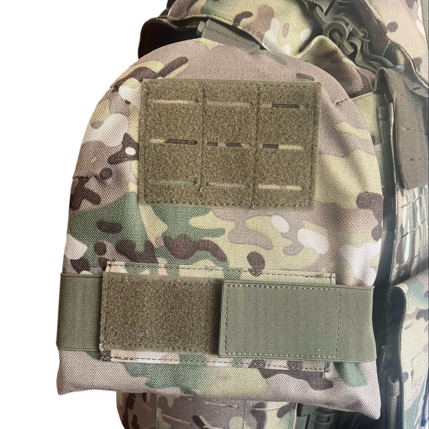 CHALECO TACTICO COMPLETO CAMUFLAJE CON 10 PLACAS NIVEL IIIA